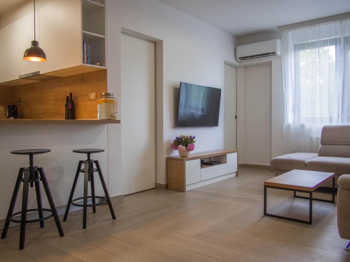 Apartman Adeari Загреб Экстерьер фото