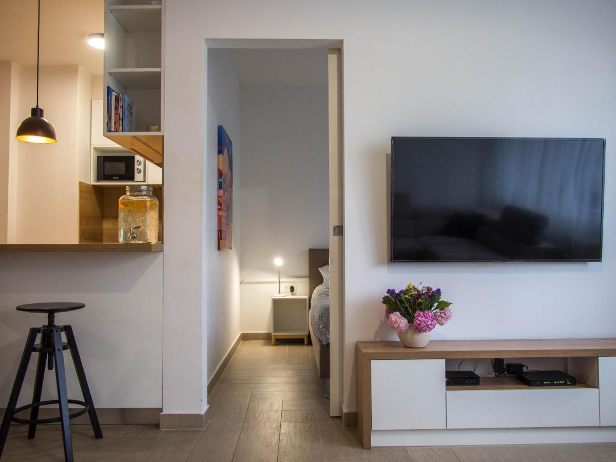 Apartman Adeari Загреб Экстерьер фото
